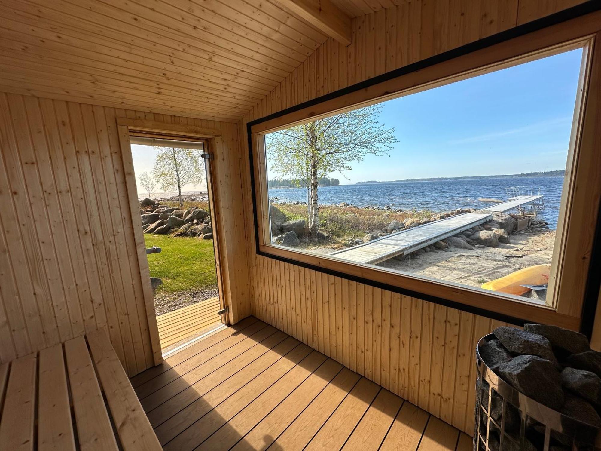 Stuga Med Havsutsikt Robertsfors Kültér fotó